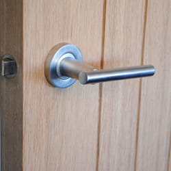 VIBE Laurel Lever on Rose Door Handle - Satin Chrome