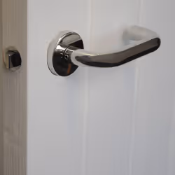 ViBE Runda Lever on Rose Door Handle - Polished Stainless Steel