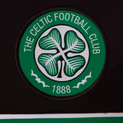 Celtic FC Official Football Gift Mens Poly Training Kit T-Shirt - Black Green Stripe, Large
