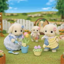 Sylvanian Families Blossom Gardening Set - Flora Rabbit Sister & Brother - Additional view 4