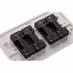 kenable 4 Gang 2 Way 10A Quad Light Switch Rounded Faceplate White