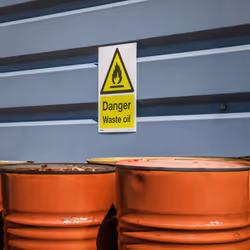 Warning Safety Sign - Danger Waste Oil - Rigid Plastic - Pack of 10 - Additional view 6