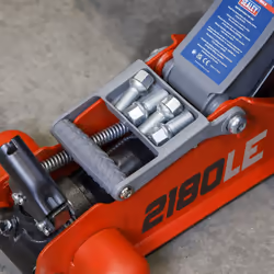 180° Handle Trolley Jack 2 Tonne Low Profile Short Chassis - Red - Additional view 5