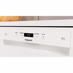 Hotpoint Freestanding Dishwasher in White - With MaxiSpace & ZoneWash - Additional view 8