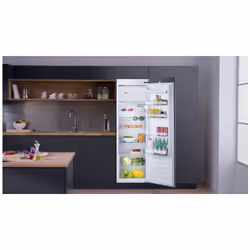 Hotpoint HSZ 18011 UK combi-fridge Built-in 292 L F White