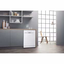 Hotpoint HFC 2B19 UK N dishwasher Freestanding 13 place settings F