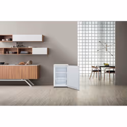 Hotpoint Freezer Vertical H55ZM 1110 W 1