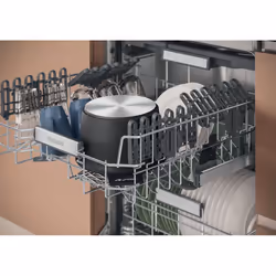 Hotpoint Freestanding Dishwasher in Stainless Steel With MaxiSpace - Additional view 7