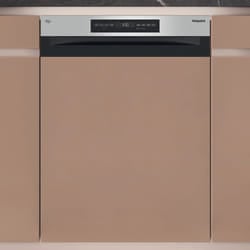 Hotpoint Integrated Dishwasher H5PC15M6 UK