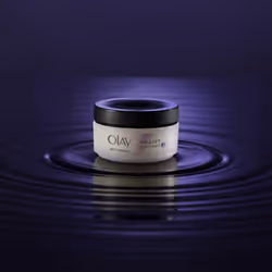 Olay Anti-Wrinkle Firm and Lift Anti-Ageing Moisturiser Night Cream - 50 mlÂ
