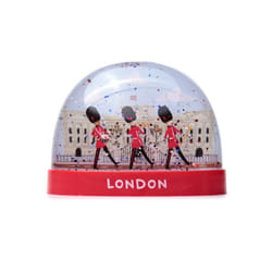 London Souvenir Guardsman on Parade Large Glitter Snow Storm