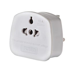 Maplin Worldwide to UK Travel Adapter Plug - Single