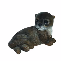 Vivid Arts 19cm Otter Resin Ornament - NF-OTTA-F