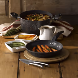 Tower Cerastone Forged Aluminium Casserole Pan with Easy Clean Non-Stick Ceramic Coating, 24 cm - Graphite - Additional view 4