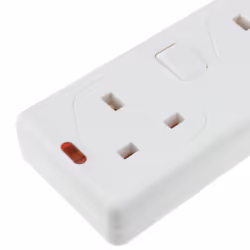 kenable Individually Switched 4 Way Gang UK Mains Extension Lead White  2m