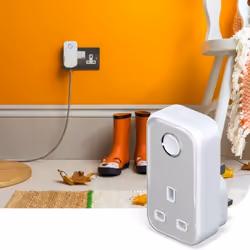 Hive 3PKSMARTPLUG smart plug Home Light grey, White