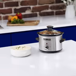 Tower Stainless Steel Slow Cooker with 3 Heat Settings, Keep Warm Function, Tempered Glass Lid, Removable Ceramic Pot, 1.5 Litre, 120 W, Silver