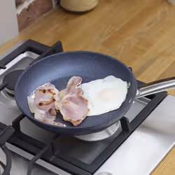 Tower TruStone Hard -Wearing 24cm Frying Pan, Non-Stick & Easy Clean in Violet Black - Additional view 7