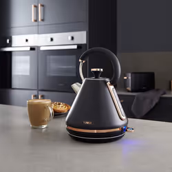 Cavaletto Pyramid Kettle, 1.7 L Capacity, Stainless Steel, 3KW, Black and Rose Gold