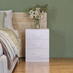 Dakota 3 Drawer Bedside White Metal Drawer Runners and Handles