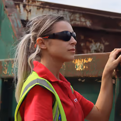 Comfort Safety Glasses - Lightweight safety glasses with soft arms to give extra comfort and grip around the ears and temples when worn for long