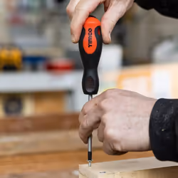 TIMCO Screwdriver Set - Assorted Sizes - 4 Screwdrivers - Ergonomic Handles for an Extra Soft Grip - Magnetic Tips to Assist...