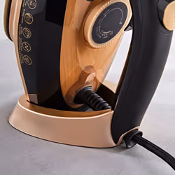 Tower T22021GLD Ceraglide 3100W Steam Iron Black & Gold - Additional view 6