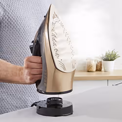 Tower T22022GLD Ceraglide 2800W 360 Cordless Steam Iron Black and Gold - Additional view 11