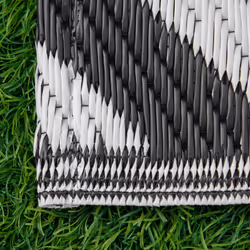 Outsunny 152x243cm Reversible Outdoor Rug Portable Plastic Straw RV Camping Mat - Additional view 5