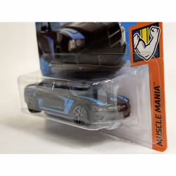 Hot Wheels 2011 Dodge Charger RT Muscle Mania 1:64 FYG76D520 B2
