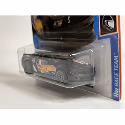 Hot Wheels 2010 Ford Shelby GT500 Super Snake HW Race Team 1:64 FYF69D521 B6