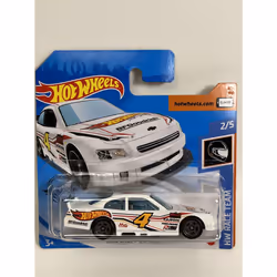 Hot Wheels 2010 Chevy Impala HW Race Team 1:64 Scale GHF86M522 B9