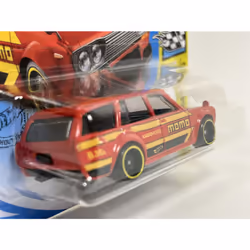 Hot Wheels Datsun Bluebird Wagon 510 HW Speed Graphics 1:64 GHC90D521 B10