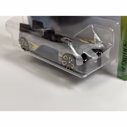 Hot Wheels Electro Silhouette HW Exotics 1:64 Scale GHC31D521 B13