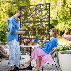 Outsunny 6.5FT Metal Outdoor Privacy Screen Panel w/ Stand, Leaf Style