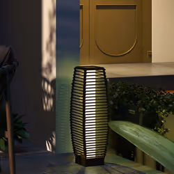 Outsunny Solar Floor Lamp with Auto On/Off LED Lights for Porch, Yard, Brown
