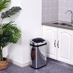 HOMCOM 30L Automatic Kitchen Bin with Lid and Infrared Motion Sensor Silver