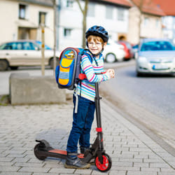 HOMCOM Folding Electric Scooter with Rear Wheel Brake, Red
