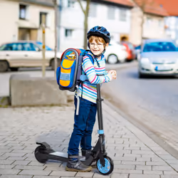 HOMCOM Folding Electric Scooter with Rear Wheel Brake, Sky Blue
