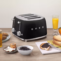Smeg 50's Style Retro Range Breakfast Set, 1.7L 3000W Kettle & Multi-Functional Control 4-Slice 2000W Toaster, Black, KLF03BLUK/ TSF03BLUK - Additional view 6