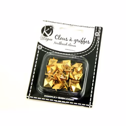Pyramid Metal Studs  Gold - per pack of 30