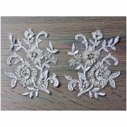 Beaded Floral Appliques Ivory - per pack of 2