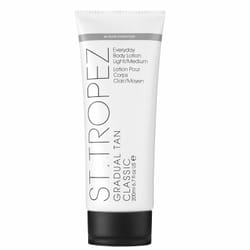 St. Tropez Gradual Tan Classic Everyday Light / Medium Body Lotion 200ml
