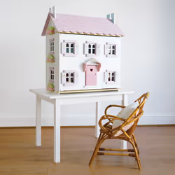Le Toy Van Sophie's Wooden dollhouse