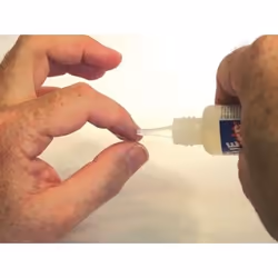 Deluxe Materials AD48 edible glue 28 g