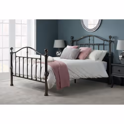 Vetle King Bed
