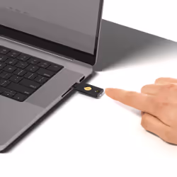 Yubico YubiKey 5C NFC FIPS, NIST Validated Security Key, USB-C - Additional view 4