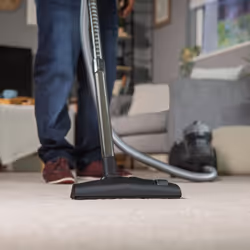 Russell Hobbs Cylinder Vacuum 3 in 1 HEPA Filter 700W Black RHCV1611
