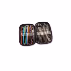 AKORD Pack Of 22 Sizes Multi-colour Aluminium & Steel Crochet Hooks Needles Yarn Weave Knit Craft Set In Case
