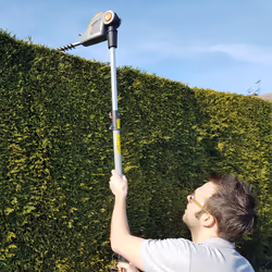 Terratek 20V Long Reach Cordless Electric Hedge Trimmer 2.4m Telescopic - Additional view 7